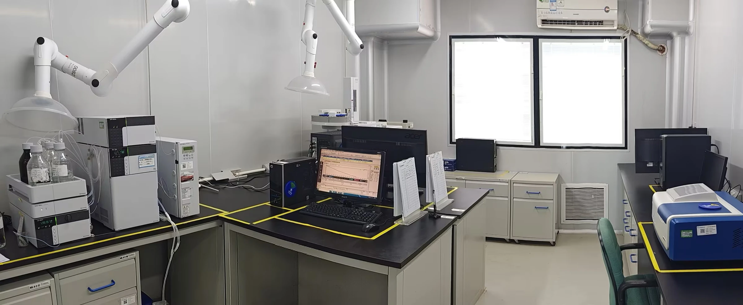 Cenkon cleanroom and laboratory